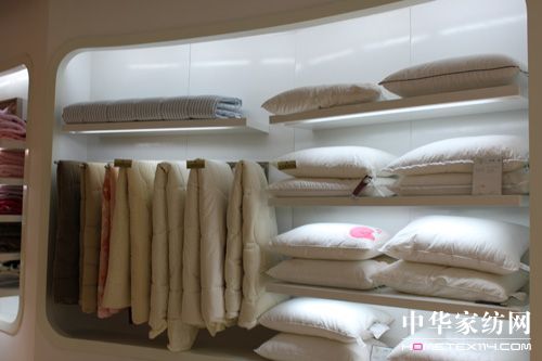 2011�μӉ�(m��ng)������Ʒ�l(f��)����(hu��)�ɹ����_(k��i)