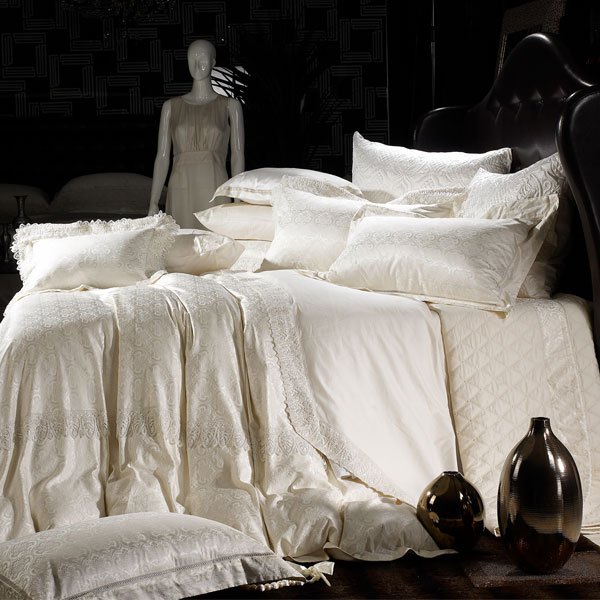 紫羅蘭家紡品牌形象之精致床品