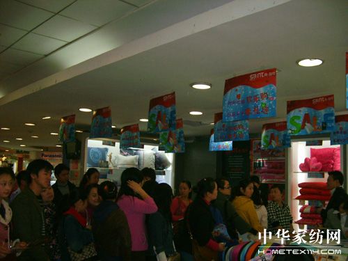 �Ь����Fꖰ˵��N���^�߰��f