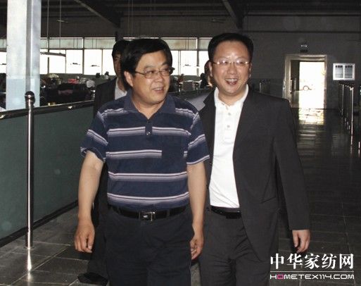 ����̖���F�e�� ʢٝ�����u