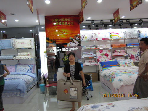 �{�z�𣺱����l������־��܊�����~ˮ��