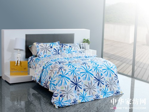 藍精靈引發(fā)埃迪蒙托“藍色風暴”