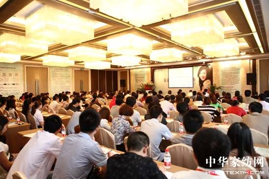 ���ґcף�����z2012������Ʒӆ؛��(hu��)�A�M�ɹ�