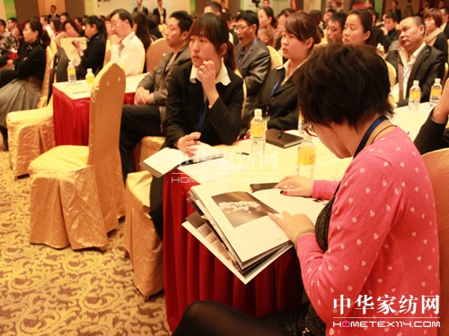 �μӉ�2012������Ʒ�l�����sҫ��