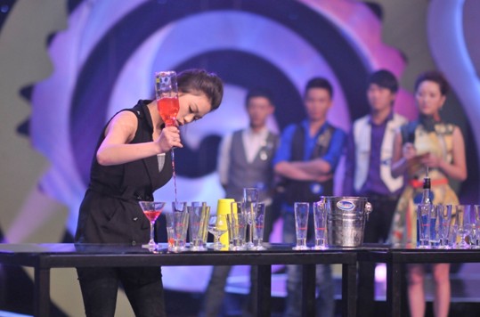 ���R��CCTV���r���Ї���26��18:30����