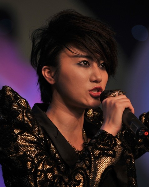 艾萊依《時尚中國》發(fā)型設(shè)計專場