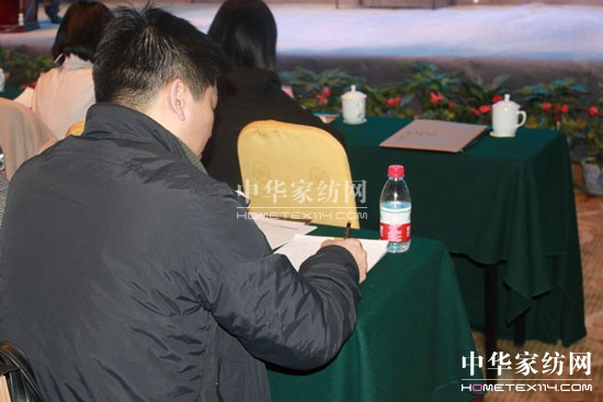 ɯ��2012������Ʒ�l����¡�����_