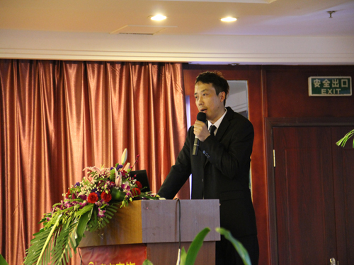 �Ϸ�����´��F�ݕ��A�M��Ļ