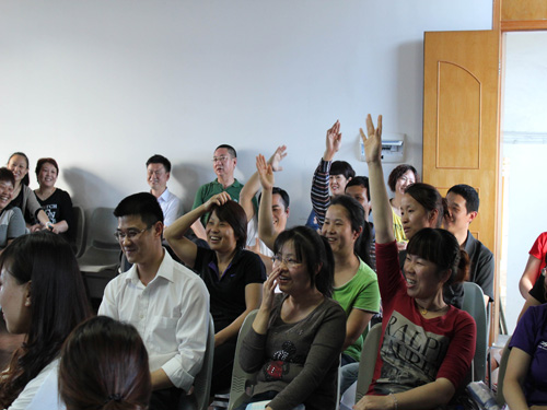 ��P(y��ng)���ľ���չ����˹�L(f��ng)��