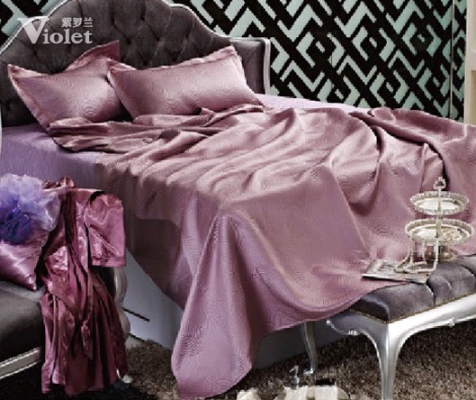 與夢一見傾心 與紫羅蘭情定一生