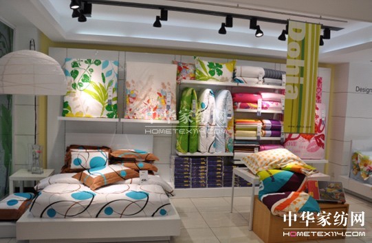 多喜愛家紡以時(shí)尚平價(jià)贏得先機(jī)