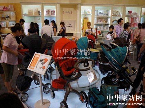 中國高端嬰童品牌i-baby炫麗亮相2012CBME孕嬰童展