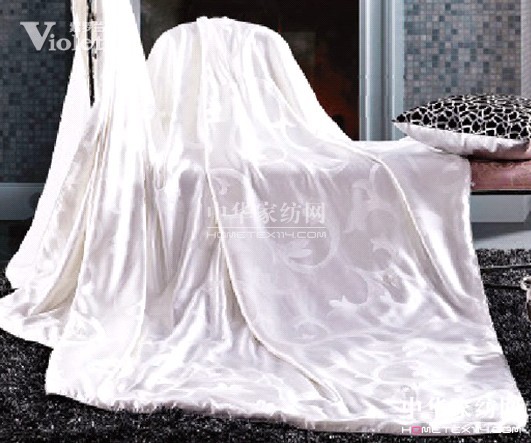 享受紫羅蘭帶來的夏日美好時(shí)光