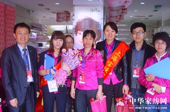 寶縵家紡江陰店:會(huì)員招募進(jìn)小區(qū)