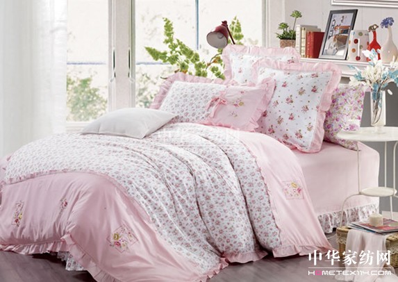 居夢萊家紡:床品也賣“萌”