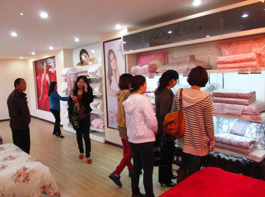 凡語家紡河南洛陽店盛大開業
