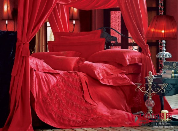 奧鹿家紡拉開愛的序幕