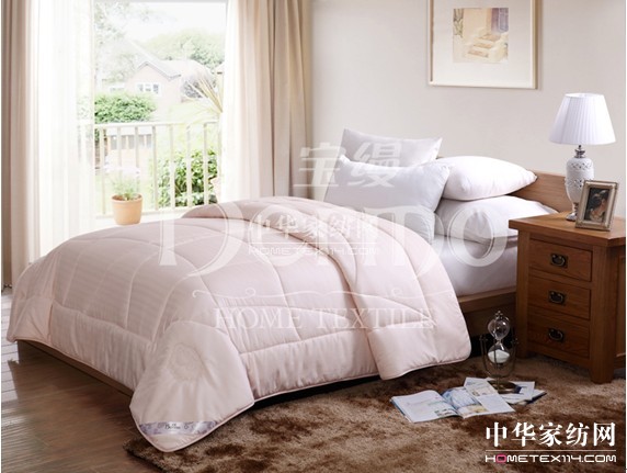 羊毛被好處多 寶縵家紡送健康