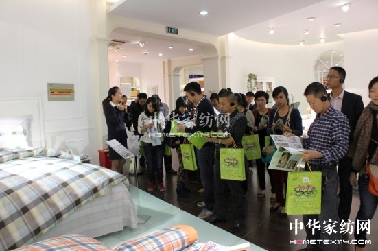 佳麗斯2013春夏產(chǎn)品訂貨會開幕