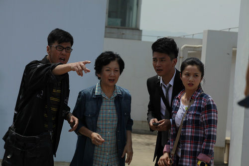 �����С�M���ژs��򱧲�ƽ������