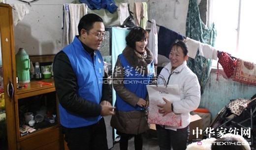 寶縵:永遠的豐碑向雷鋒致敬