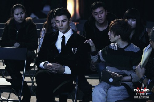 �������򡰐ۡ����������Ӱ�^������Ʊ