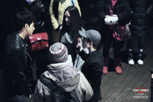 �������򡰐ۡ����������Ӱ�^������Ʊ