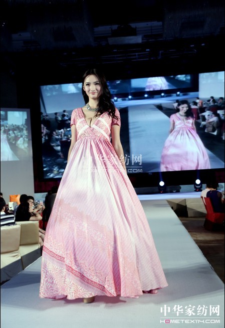 愛(ài)生活?lèi)?ài)未來(lái)卡撒天嬌發(fā)布2013秋冬新品