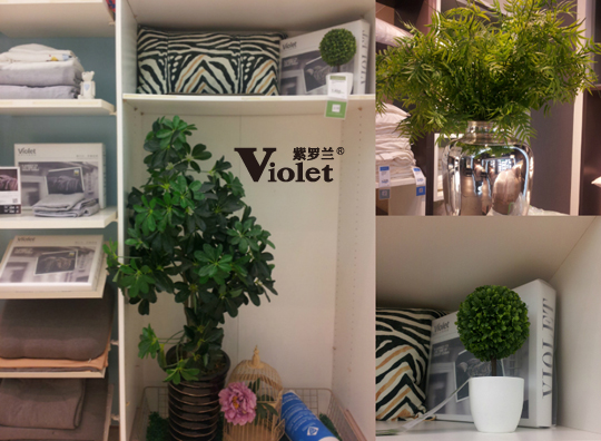 ���_�m2015������Ʒӆ؛��(hu��)���e��һ������C(j��)ɭ��