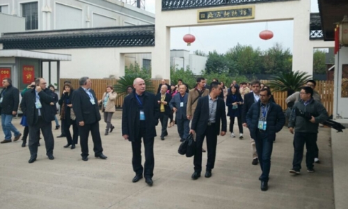 APEC會后,20余國世界外交官齊訪達利絲綢